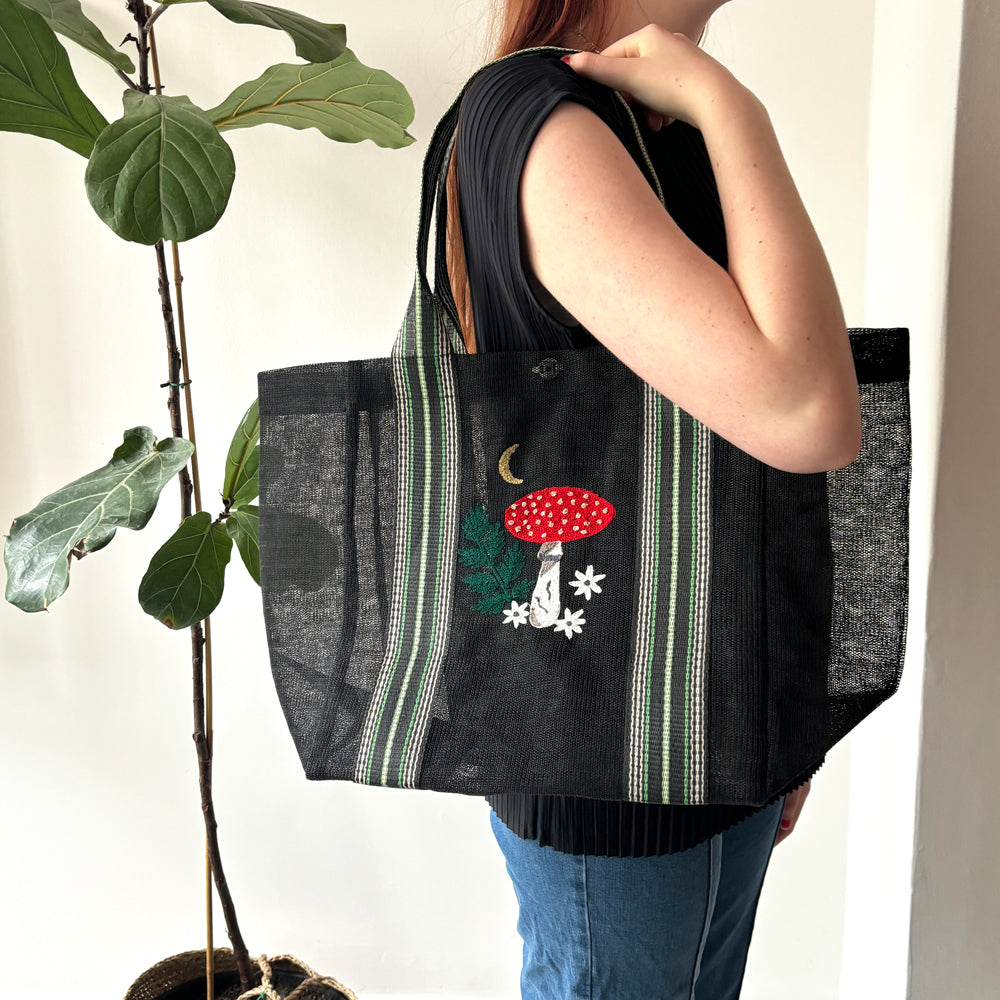 Forage Black Recycled Shopper