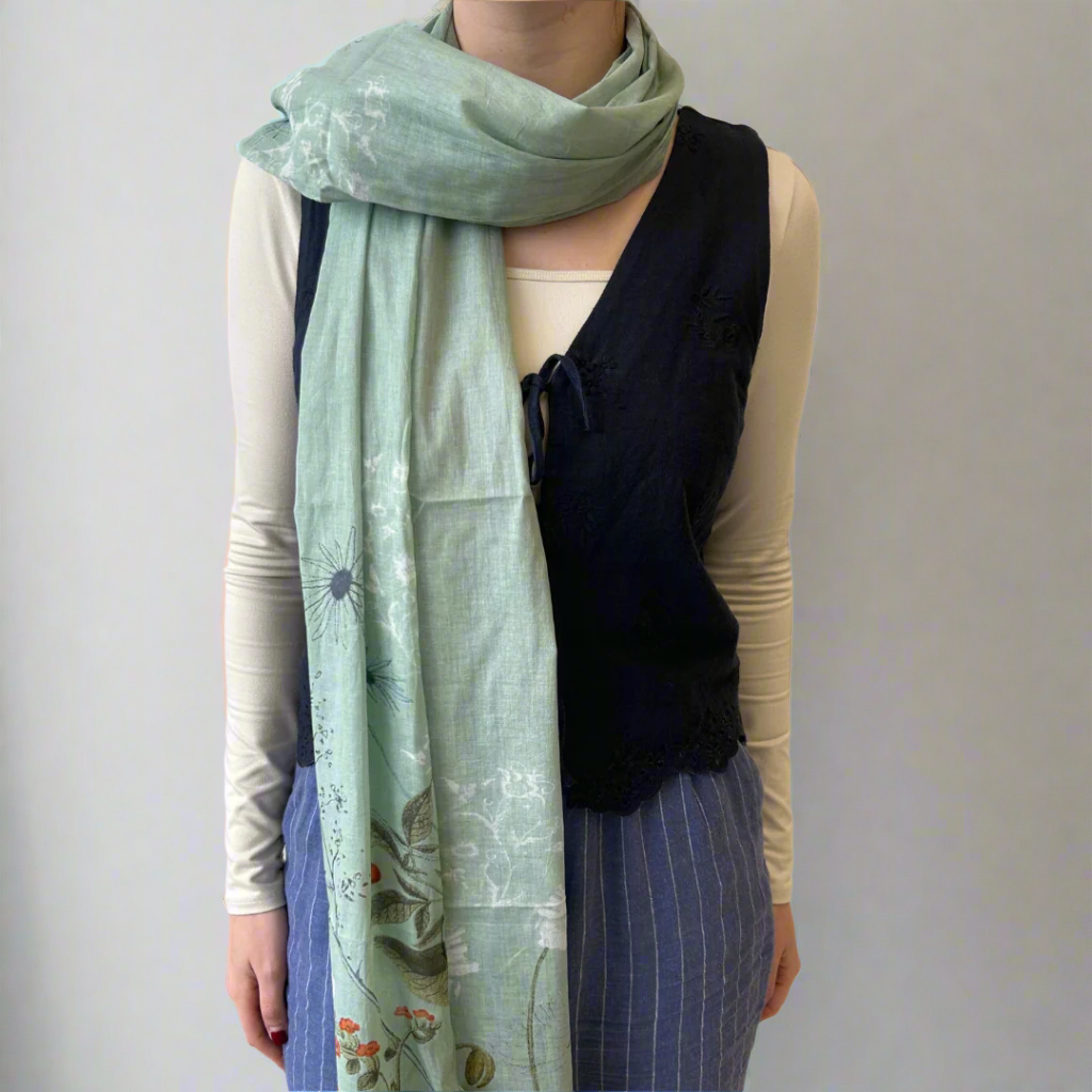 Wander Green Scarf