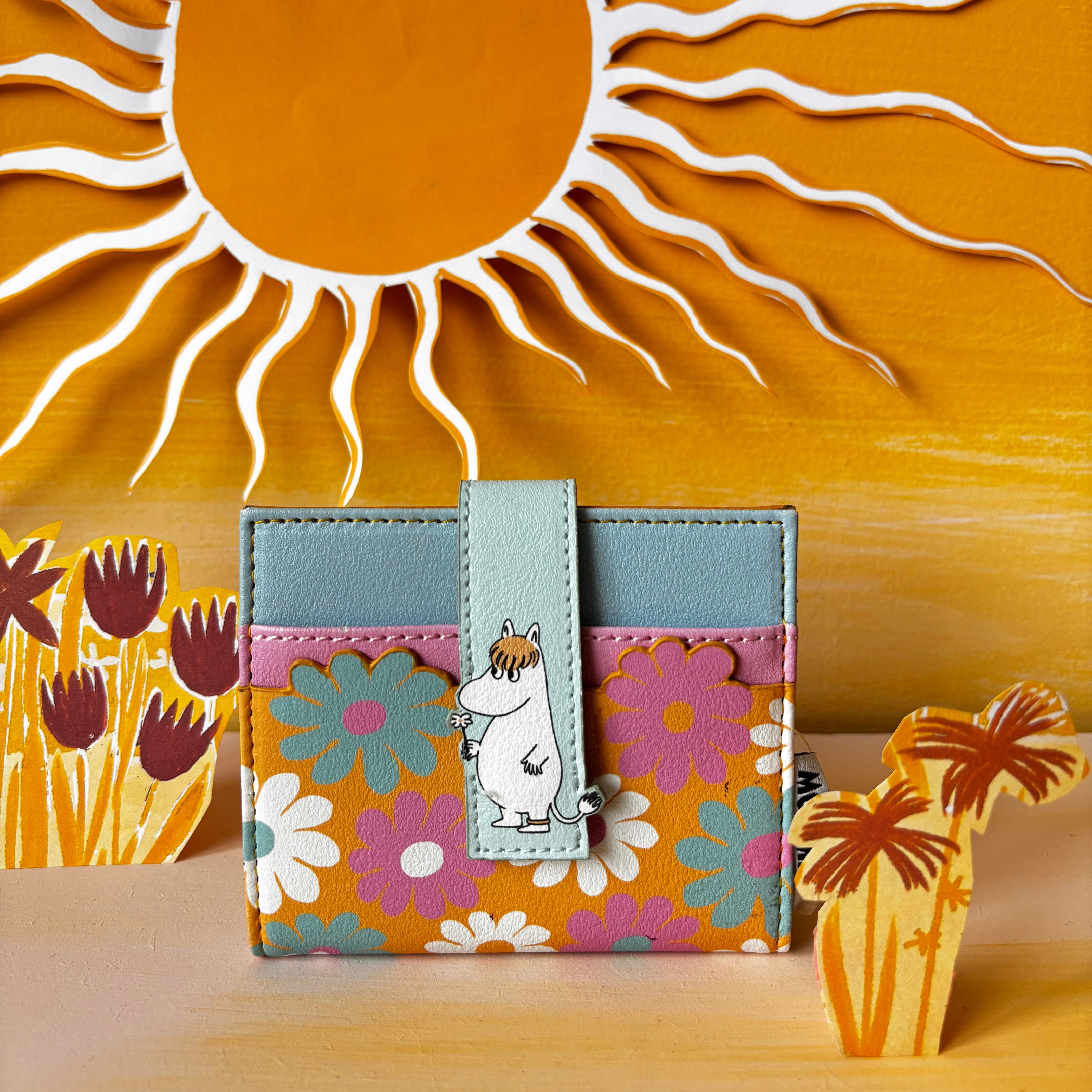 Moomin Flower Fold Over Card Holder