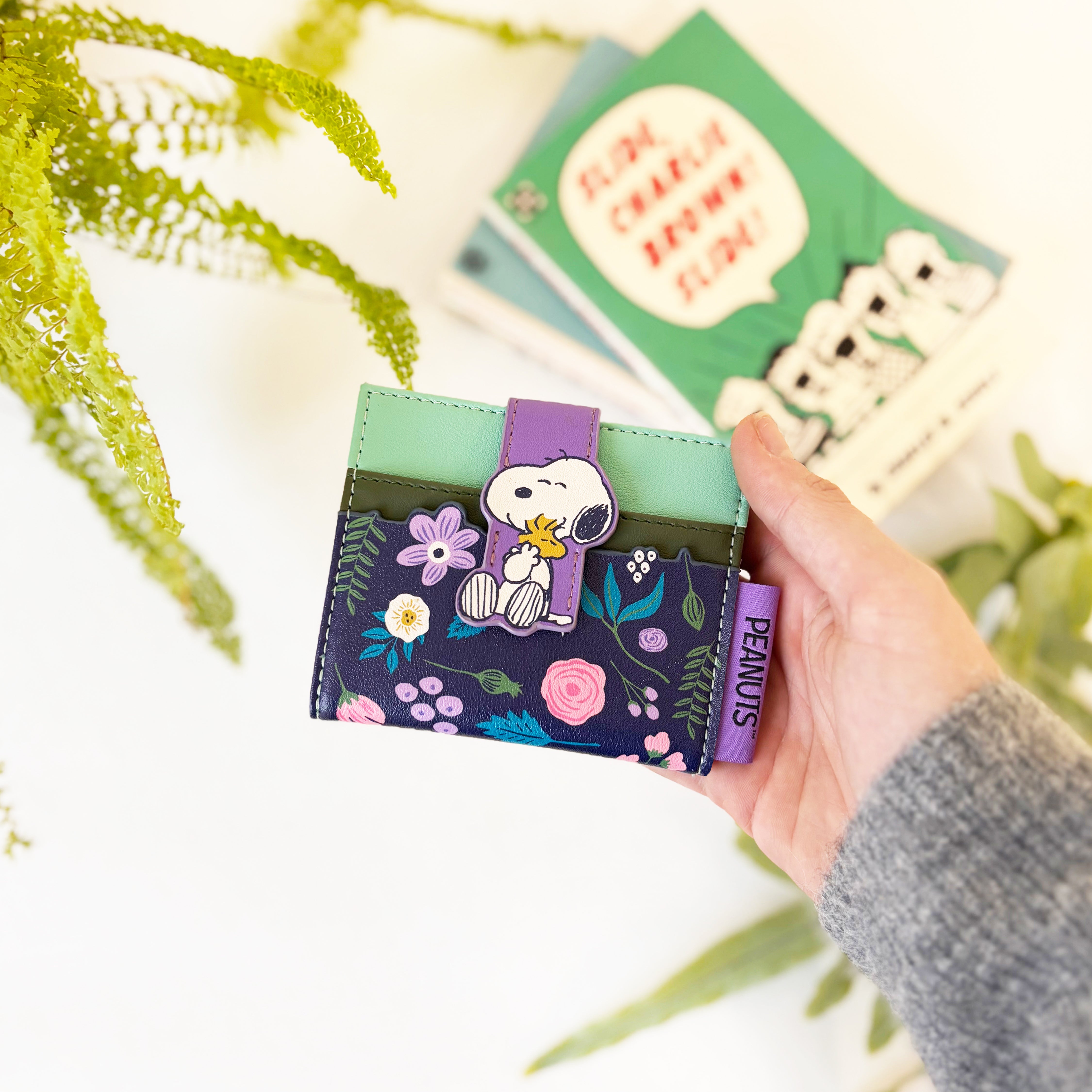 Peanuts In Bloom Foldover Cardholder