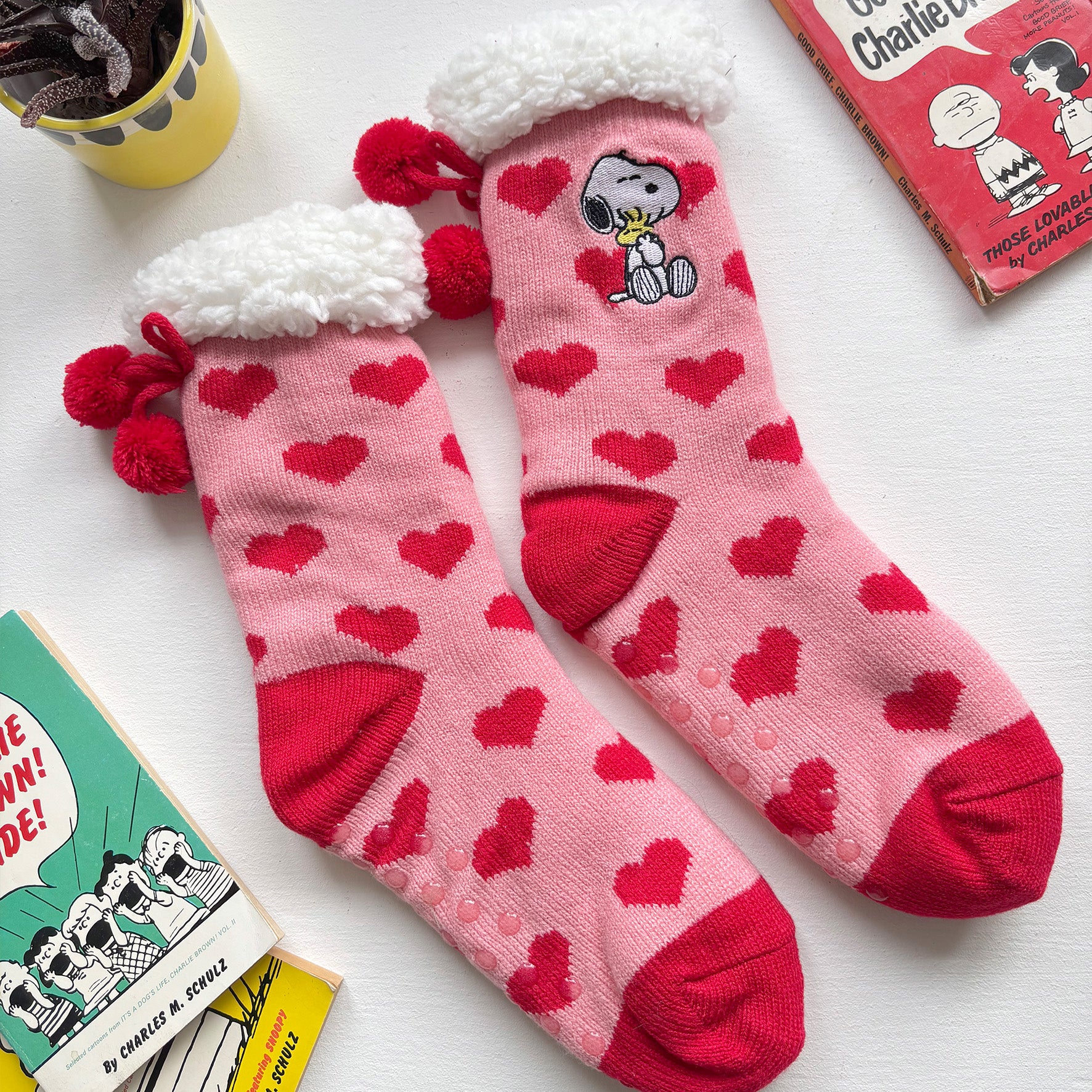 Peanuts Love Slipper Socks