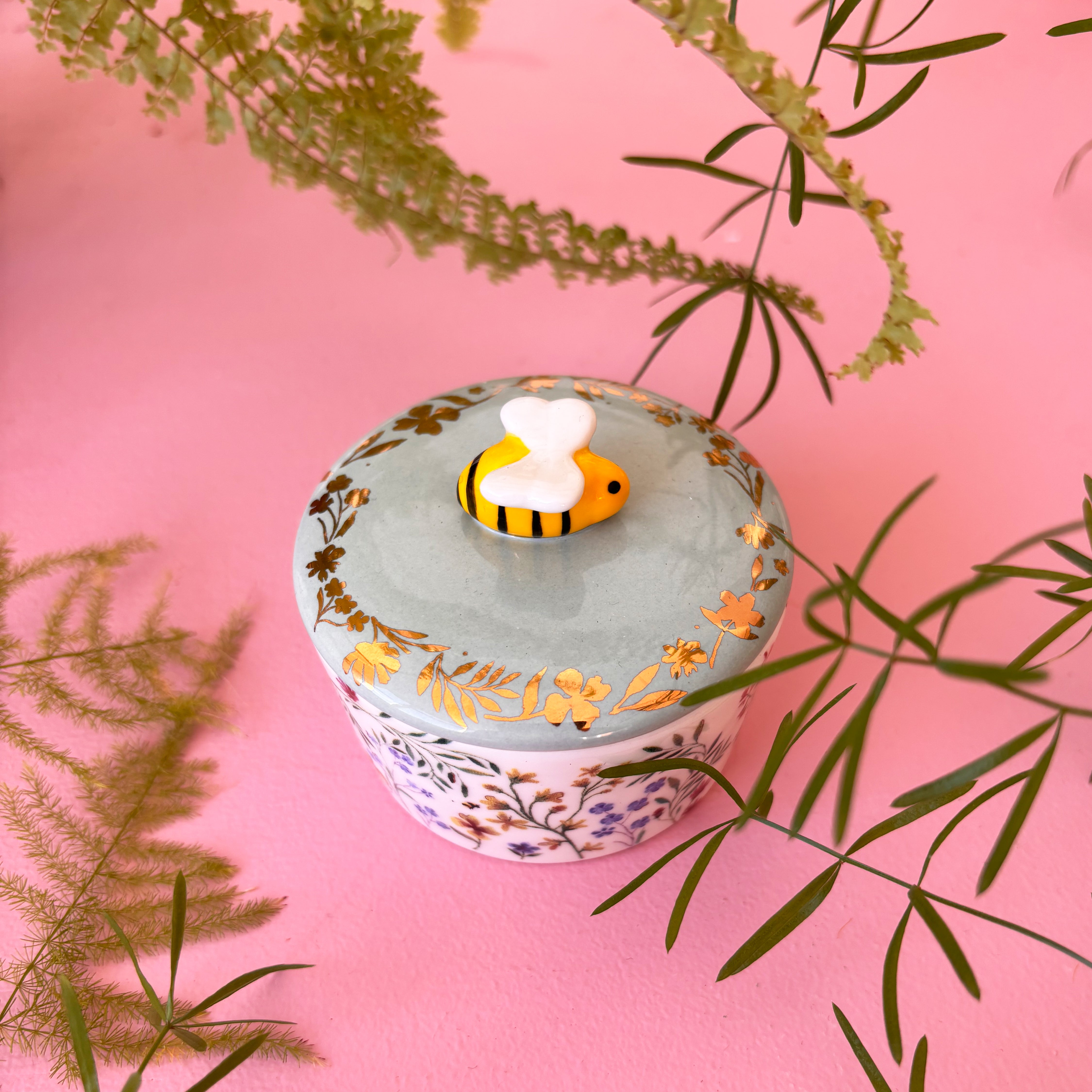 Secret Garden Bee Trinket Pot