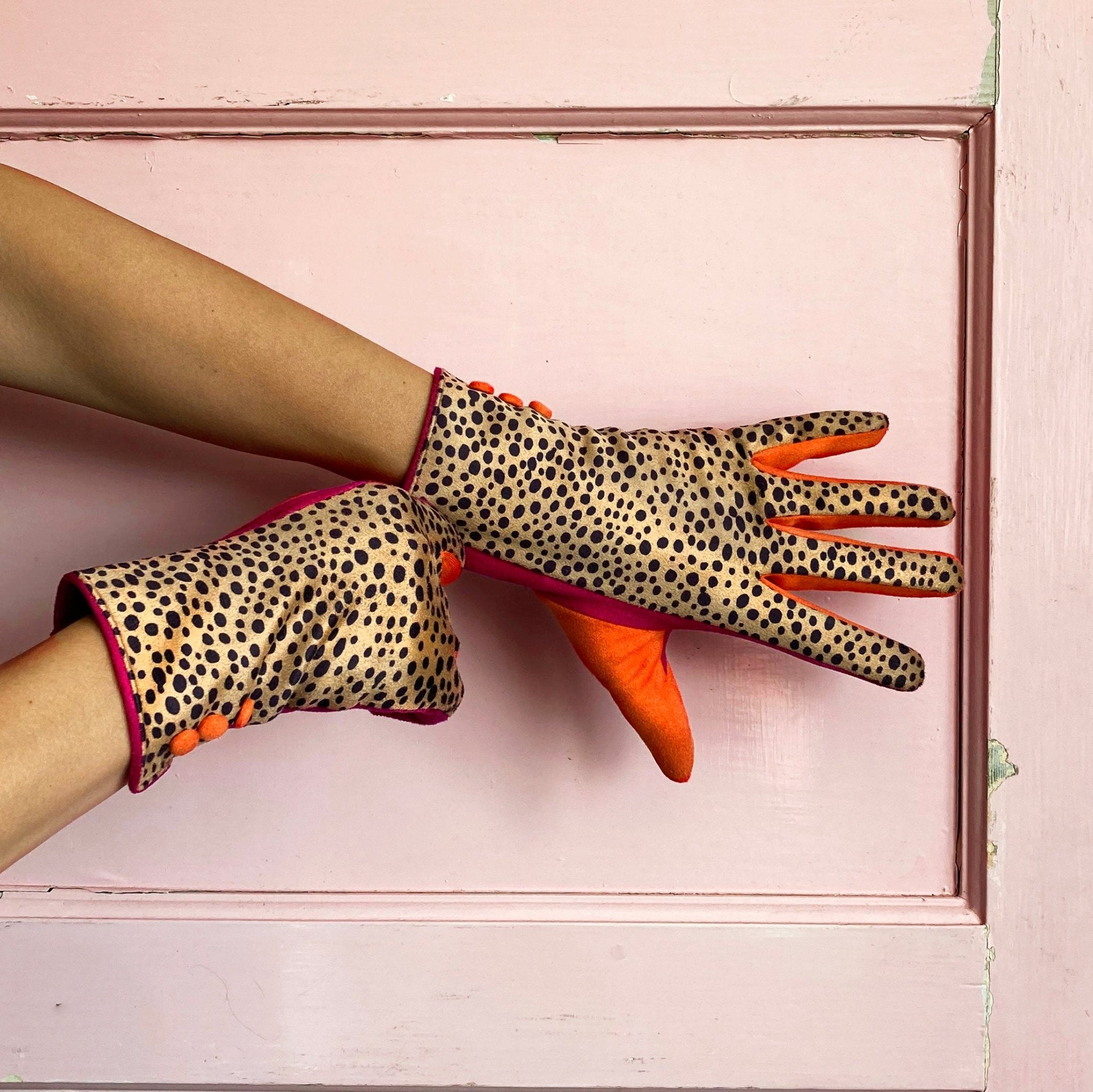 Animal Print 'Cheetah' Suedette Gloves - House of Disaster