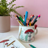 Forage Cream Pen Pot