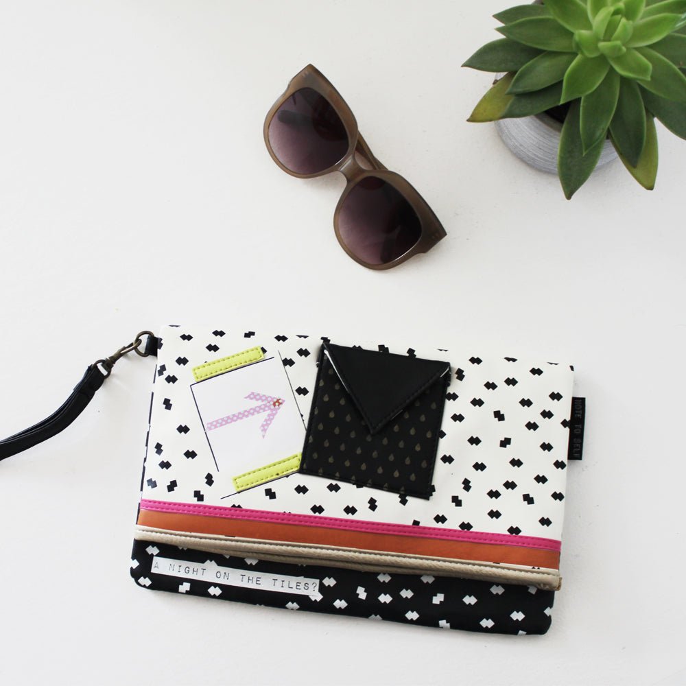 Note To Self Clutch Bag - House of Disaster