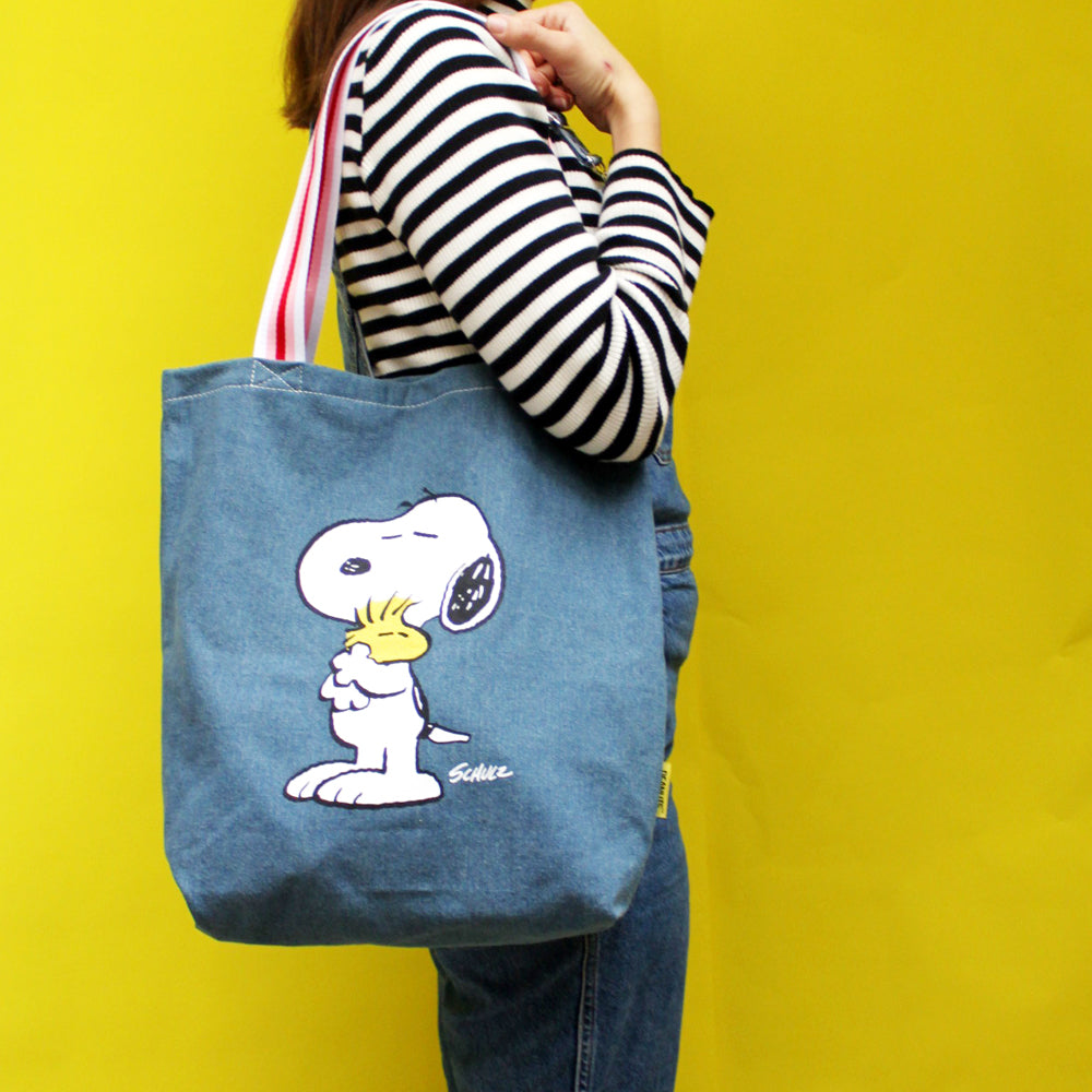 Snoopy Mini Convertible Backpack Cooler | Igloo